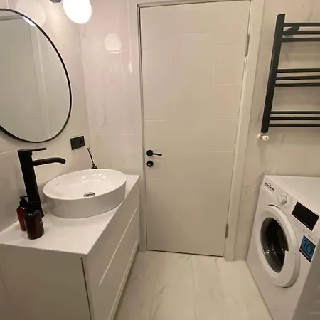 Newly Furnished In Center *