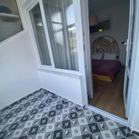 Newly Furnished In Center *